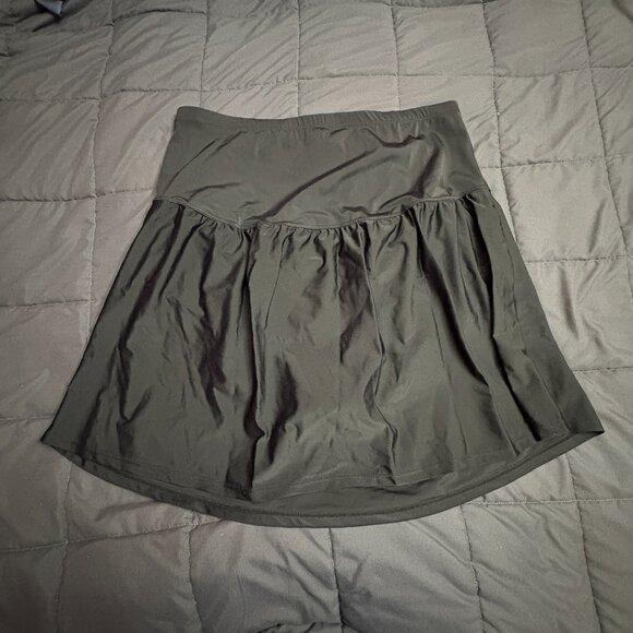 Island Escape Plus Size Tummy-Control Swim Skirt - Size: 22W - NWT - Picture 1 of 14